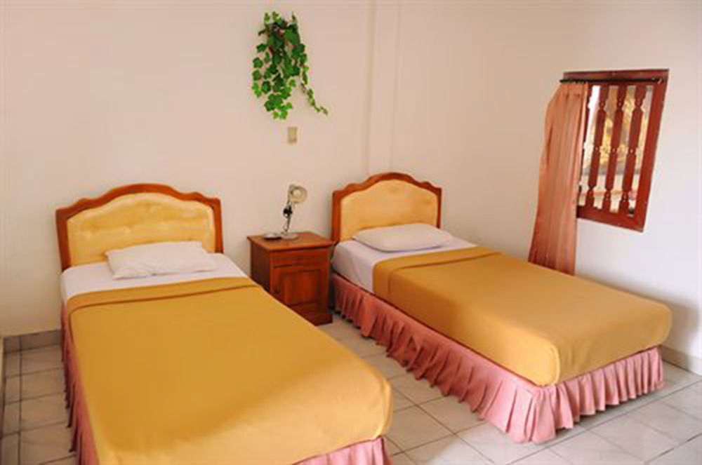 Jesens Inn I Kuta Lombok Eksteriør bilde